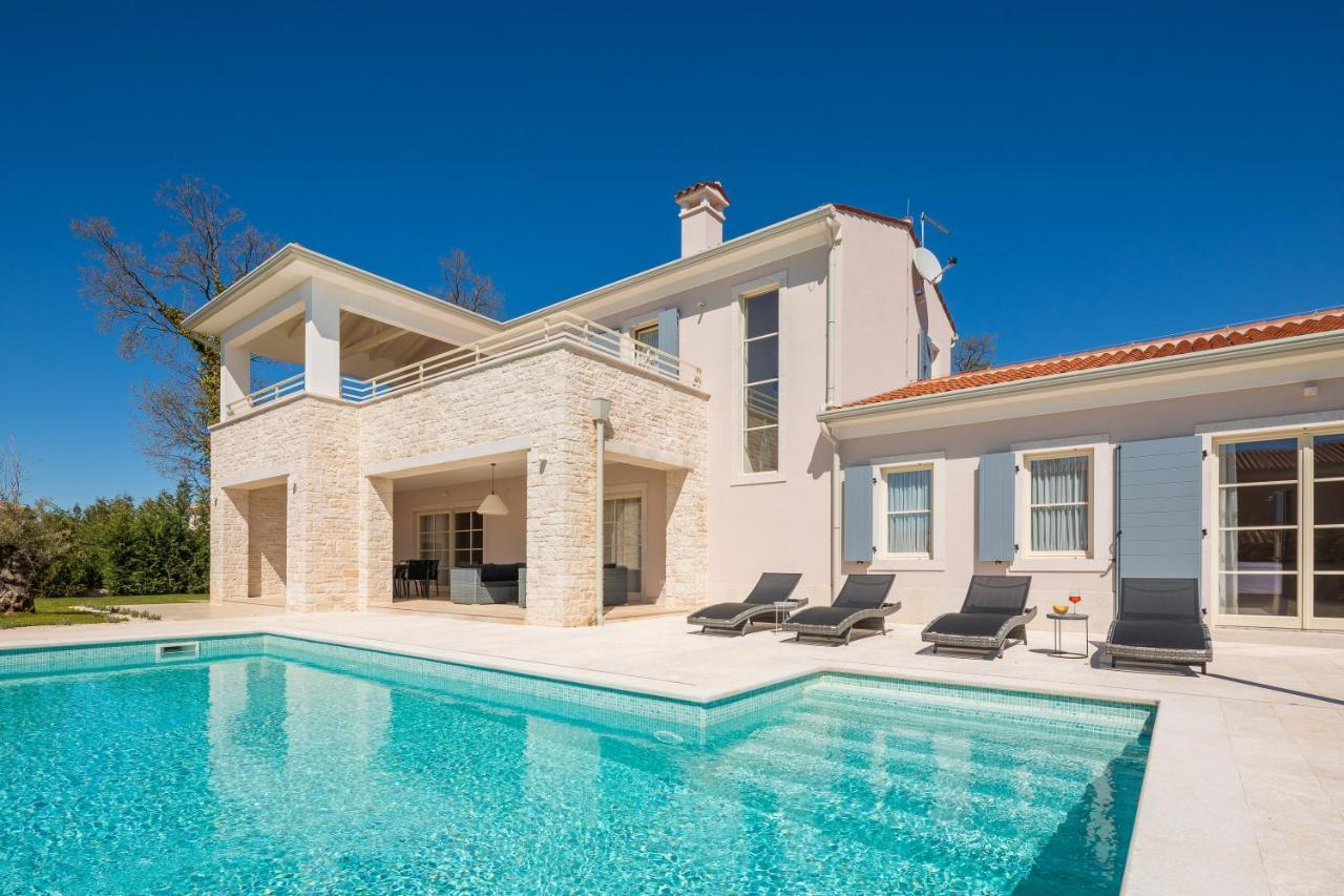 Villa Harmony By Ilc Brtonigla Exterior photo